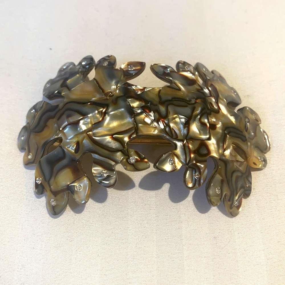 Mother of pearl shells Barrett for Hair